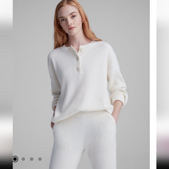 Club Monaco Wool & Cashmere Blend Ribbed Knit Oversized Henley Sweater - Picture 4 of 15